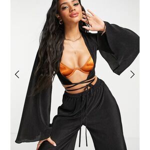 NWT South Beach plisse crop wraparound beach top in black